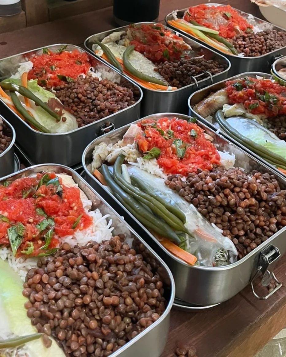 Trays of food, at Ampiri.