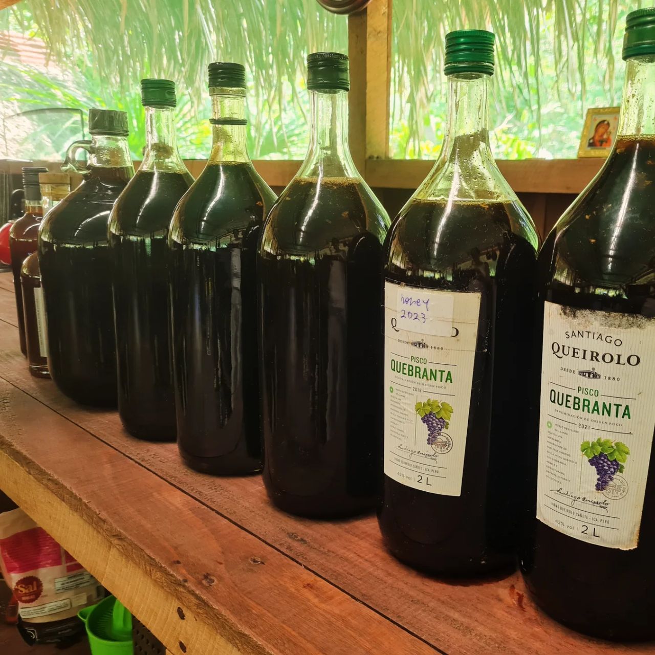 Bottles, at Ampiri.